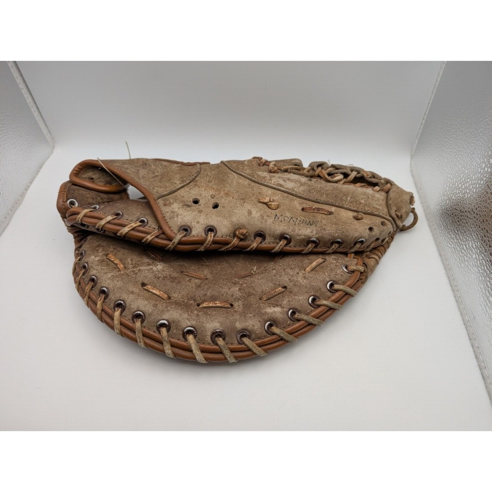 Vintage Regal TG147 First Baseman Glove ? Leather Baseball
